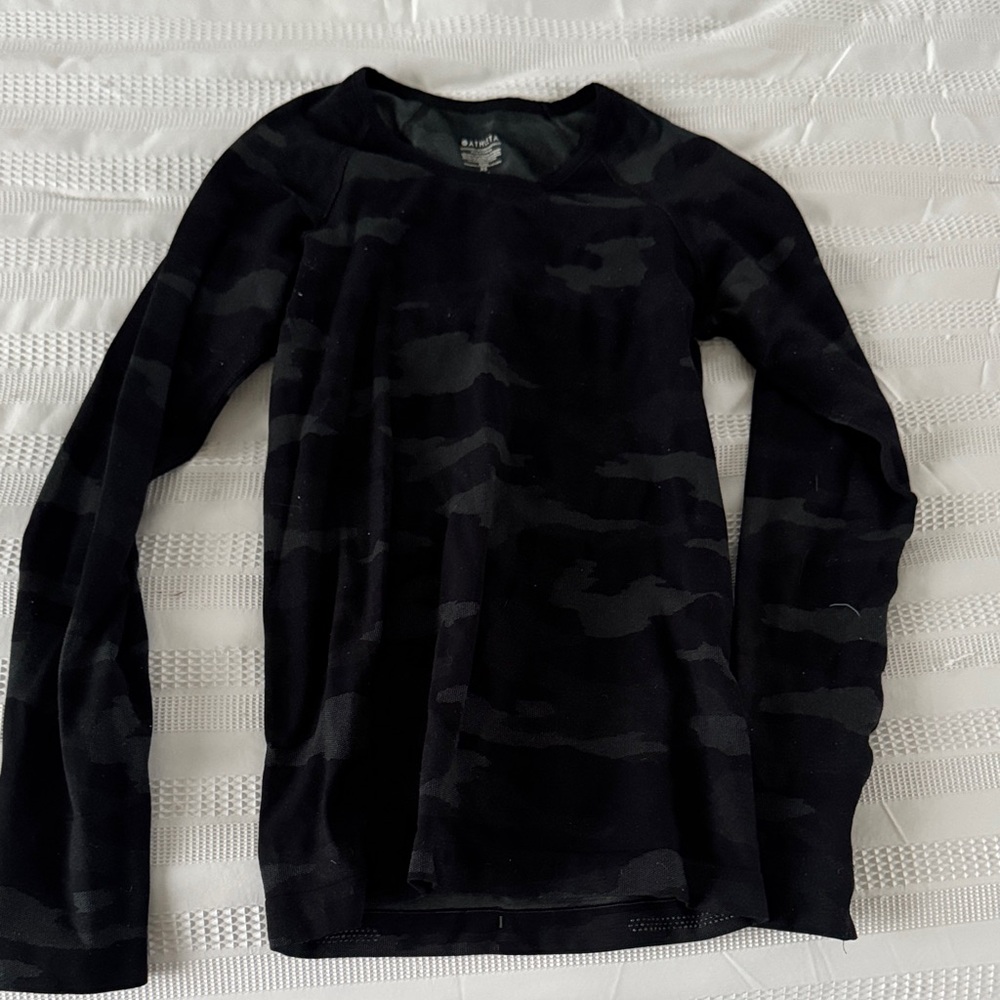 Athleta Black Camouflage Top Size XS